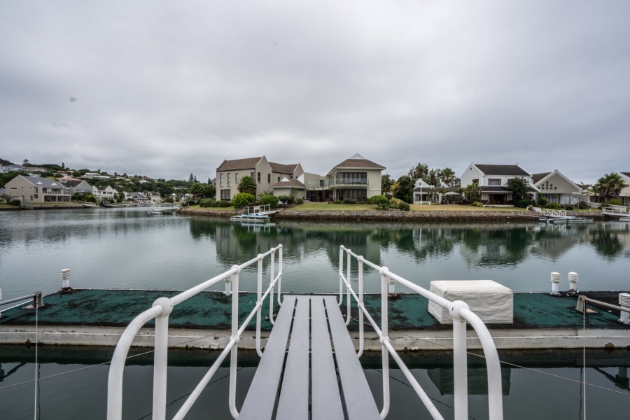 6 Bedroom Property for Sale in Royal Alfred Marina Eastern Cape